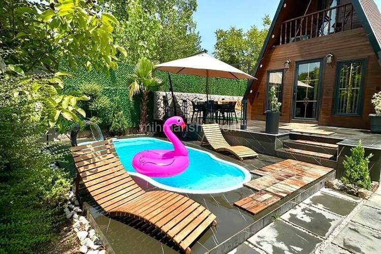 کلبه سوئیسی دوبلکس تکخواب استخردار لوکس ورنا در خمام