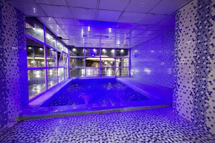 باغ ویلا استخردار لوکس سه خواب در چهارباغ