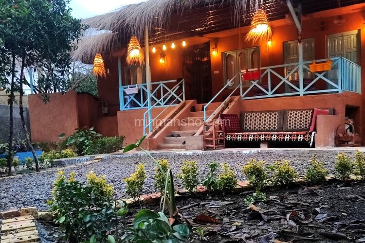 اتاق چلچلا در اقامتگاه بومگردی محمودآباد