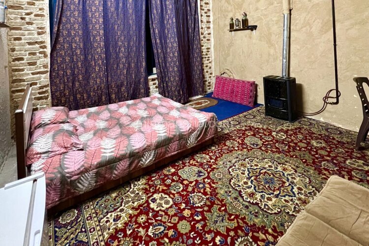 واحد سنتی  30 متری  در دربند