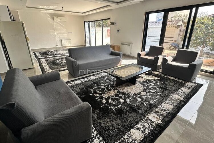 ویلا مدرن 2 خوابه مستر در انزلی