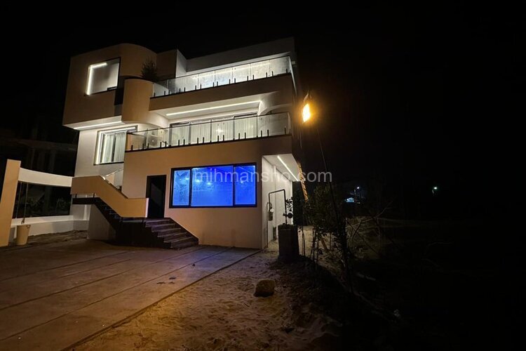 ویلا تریپلکس سه خواب استخردار کد 384 در محمودآباد