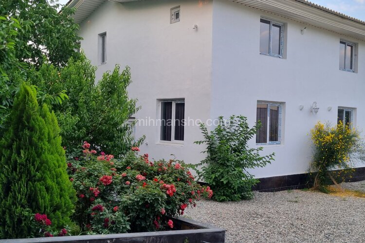 ویلا دوبلکس سه خواب عمارت گل رز در چهارباغ