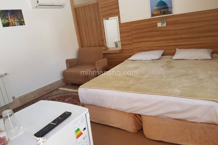اتاق VIP دونفره در اقامتگاه سنتی در یزد