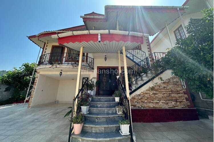 واحد در طبقه اول در رامسر