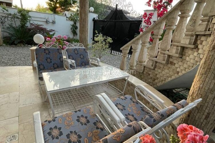 واحد دوخواب ساحلی طبقه همکف ویلا آرین در متل قو