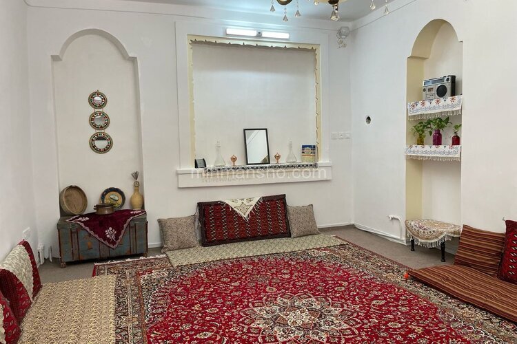 اتاق نن جان در اقامتگاه بومگردی دامغان