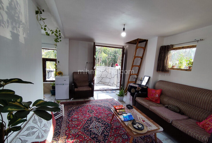 کلبه تک خواب مبله در باغ ویلا در لاهیجان