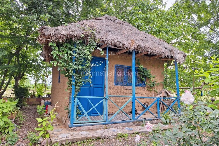 اتاق سنتی 10 متری کاهگلی در اقامتگاه بومگردی شفت