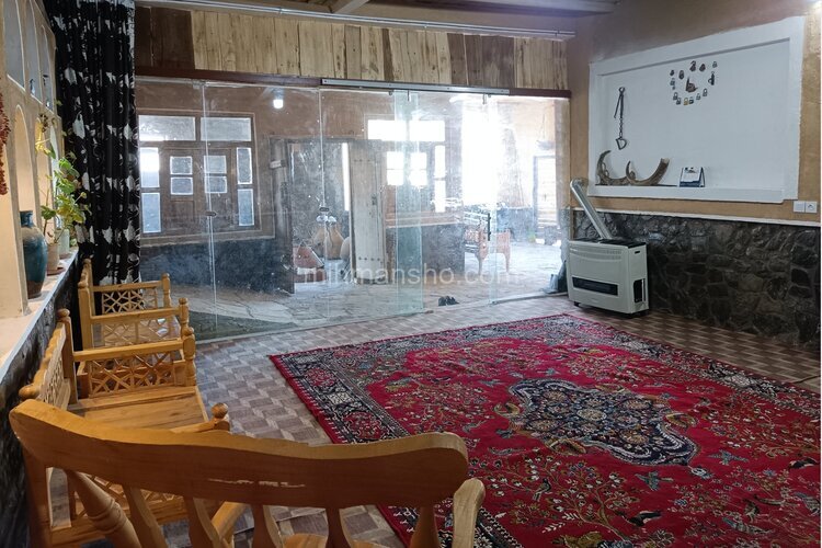 واحدVIP تکخواب در سرای در برزک