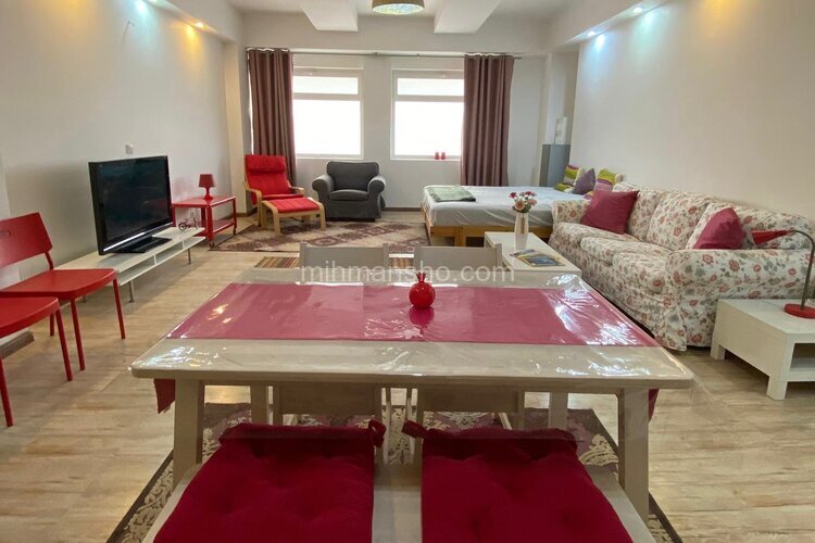 سوئیت مبله 61 متری لوکس در شیراز