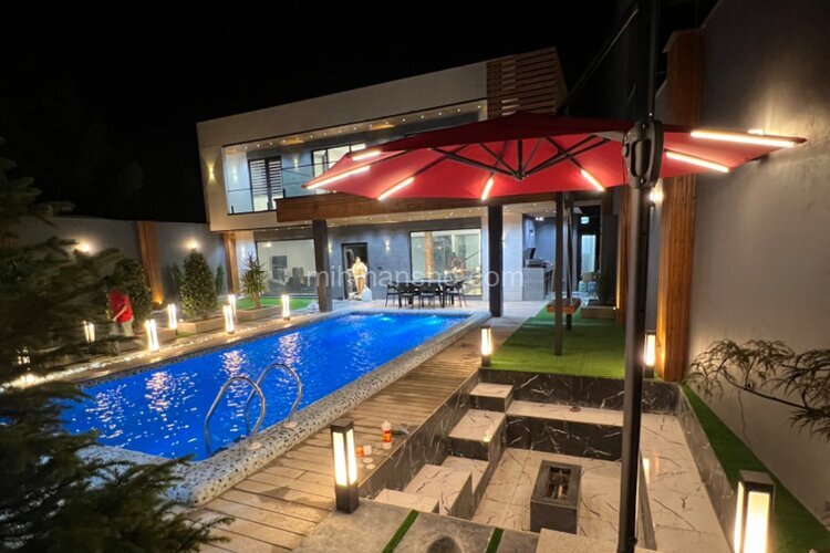 ویلا دوبلکس با استخر روباز و سرپوشیده مهرآباد در رودهن