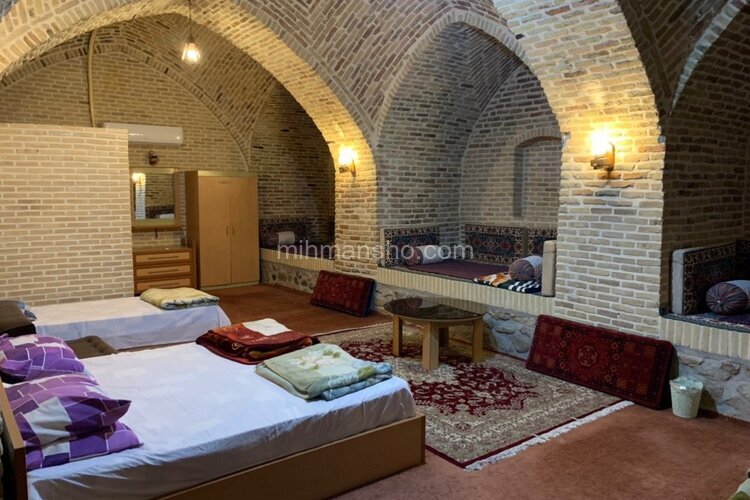 واحد مبله وزیرنشین در اقامتگاه بوم گردی در دلیجان