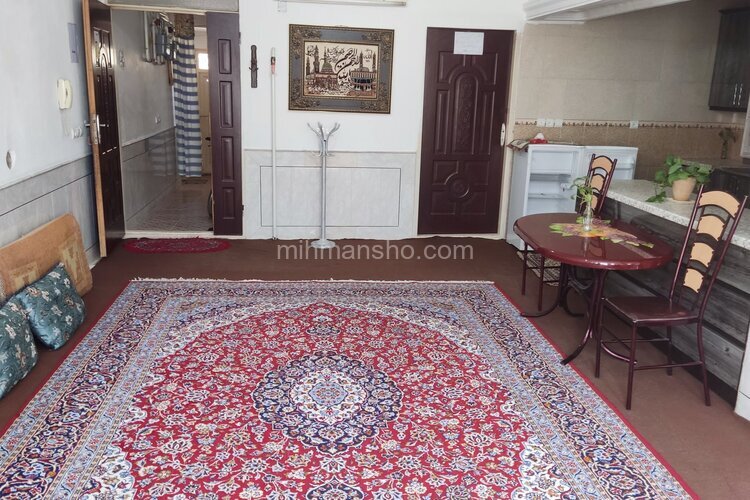 آپارتمان تکخواب گل محمدی در کاشان