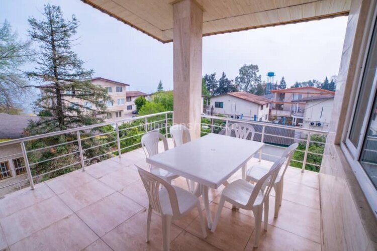 واحد مبله سه خواب رو به دریا در هتل آپارتمان نوشهر