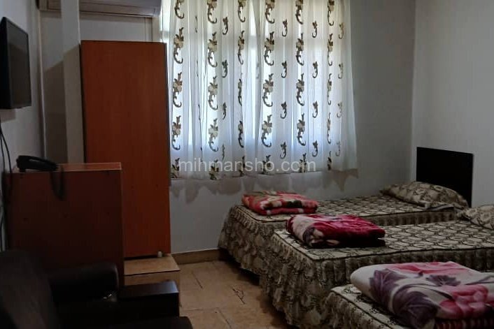 اتاق سه تخته (vip) در مسافرخانه پامنار
