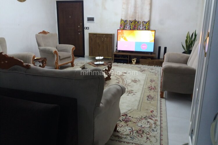 واحد در طبقه همکف در لاهیجان