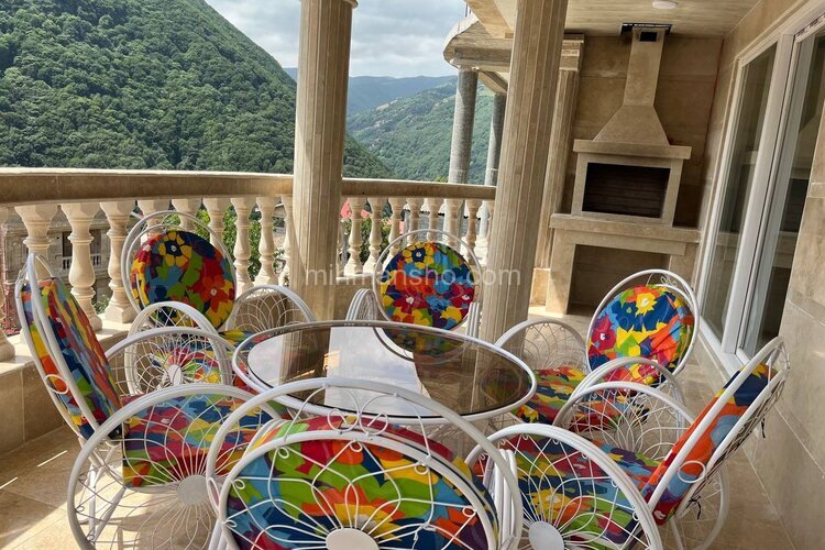 واحد دوبلکس دوخواب طبقه اول ویلا گردنه حیران در آستارا