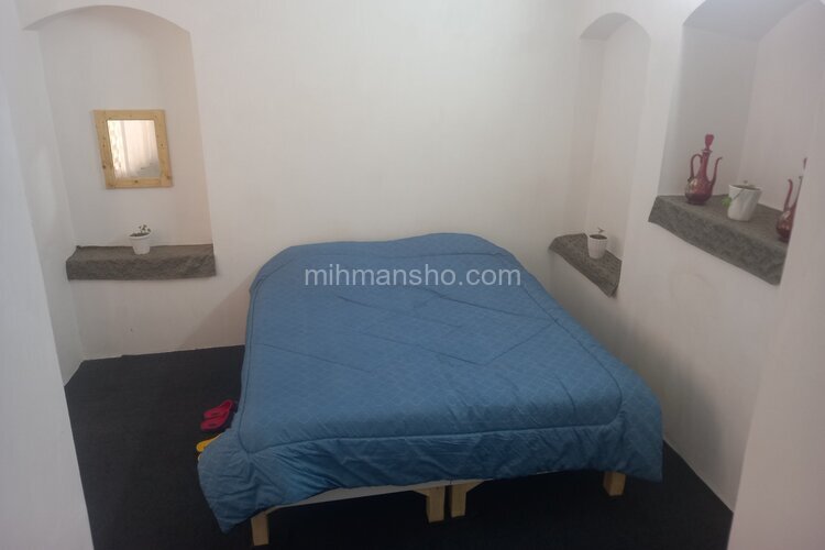 اتاق گوهر در اقامتگاه بومگردی کاشان