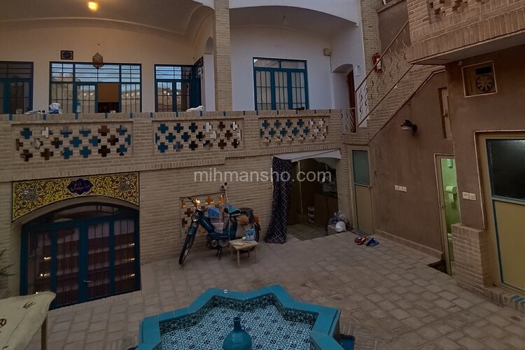 اتاق ژینا در بومگردی نوش آباد