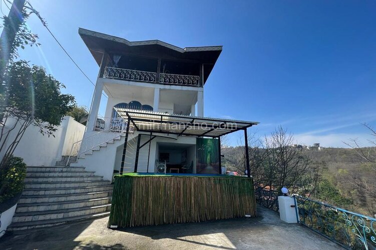 واحد تکخواب آسمان شهر در طبقه اول ویلای رامسر