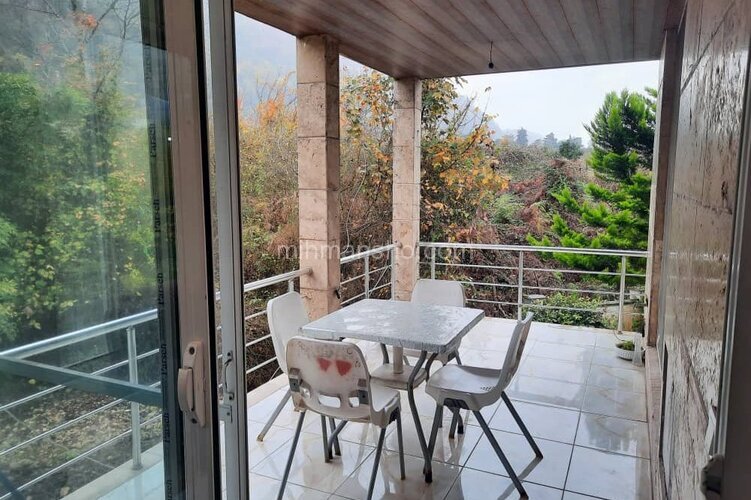 واحد مبله دوخواب در طبقه اول ویلا در چالوس