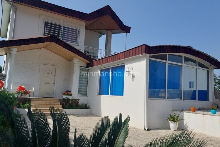 ویلا دوبلکس استخردار غرب در روستای مزگاه نوشهر