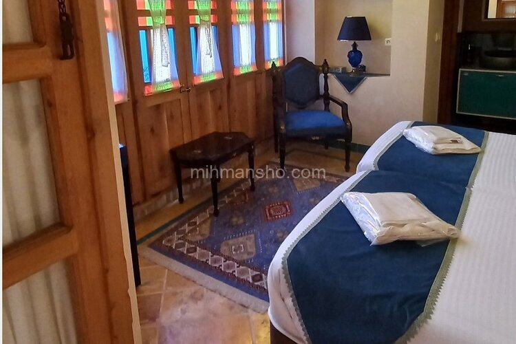 اتاق 2 تخته ارغنون در اقامتگاه بومگردی در کاشان