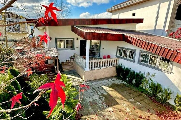 ویلا استخردار دوخواب شهرک شقایق در متل قو