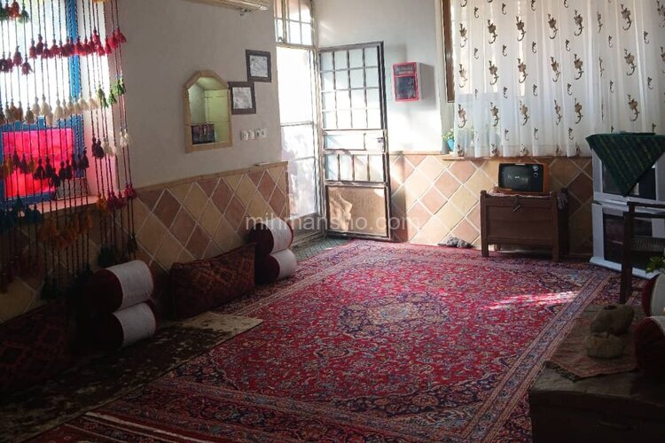 واحد تکخواب 75 متری در بومگردی دامغان