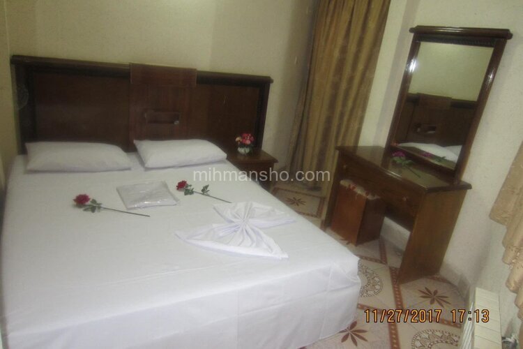 واحد تکخواب 4 نفره هتل آپارتمان در مشهد