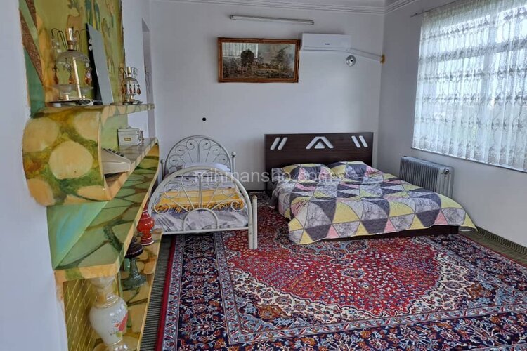 اتاق خوردیم در اقامتگاه بومگردی رامسر