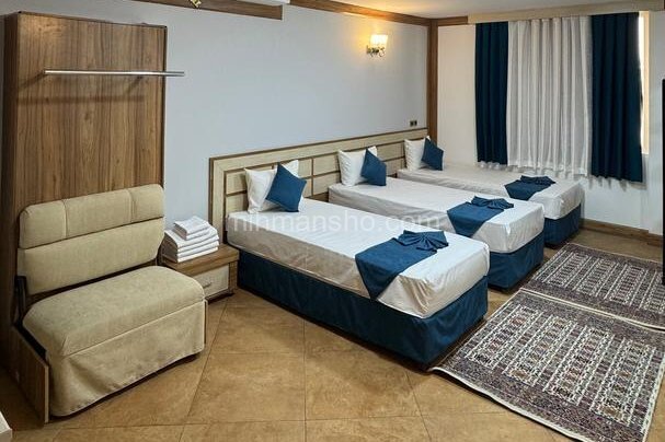 اتاق چهار نفره اندرزگو در هتل مشهد