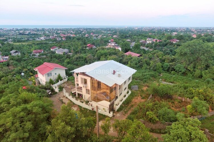 واحد در طبقه دوم ویلا در روستای اوشیان چابکسر