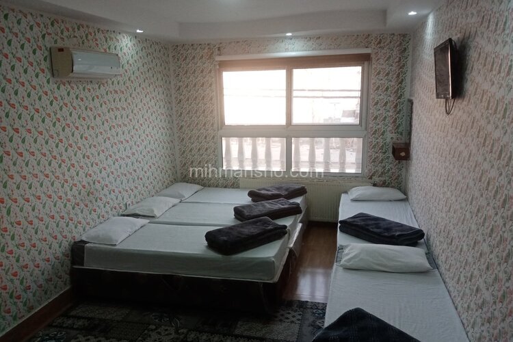 اتاق 5 تخته در مهمانپذیر مشهد