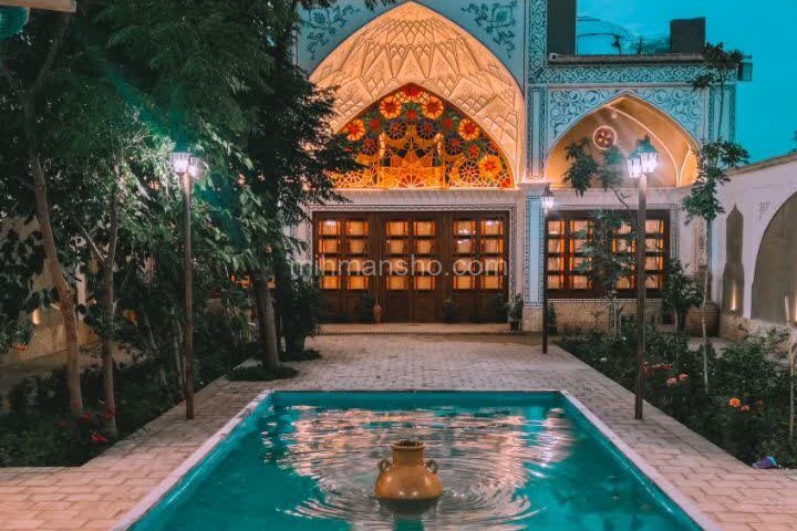 ویلا دوبلکس سه خواب سنتی در کاشان