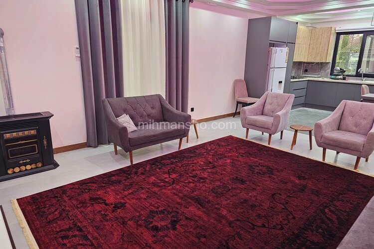 ویلا مبله دوخواب در بندرانزلی | پذیرایی تصویر اصلی