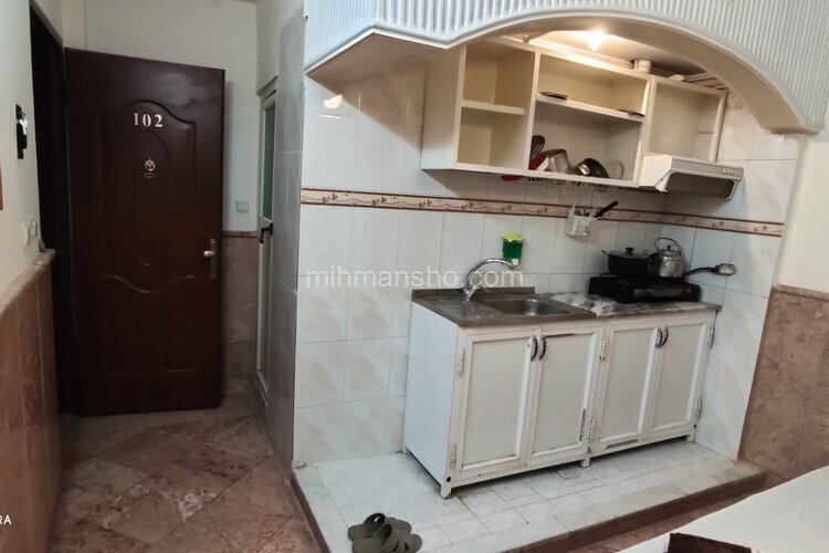 سوئیت دو نفره همکف در مشهد