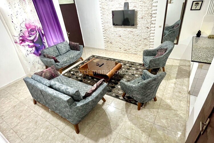 واحد دوبلکس تکخواب سرگل در طبقه همکف ویلای رشت