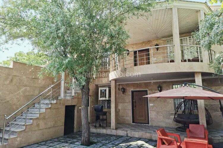 ویلا دو طبقه استخردار مبله دوخواب قائم در شهریار