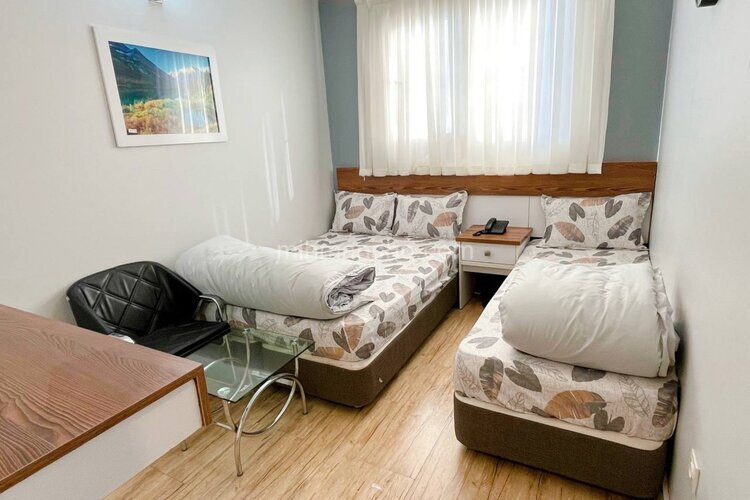 اتاق 20 متری 201 در مسافرخانه مشهد