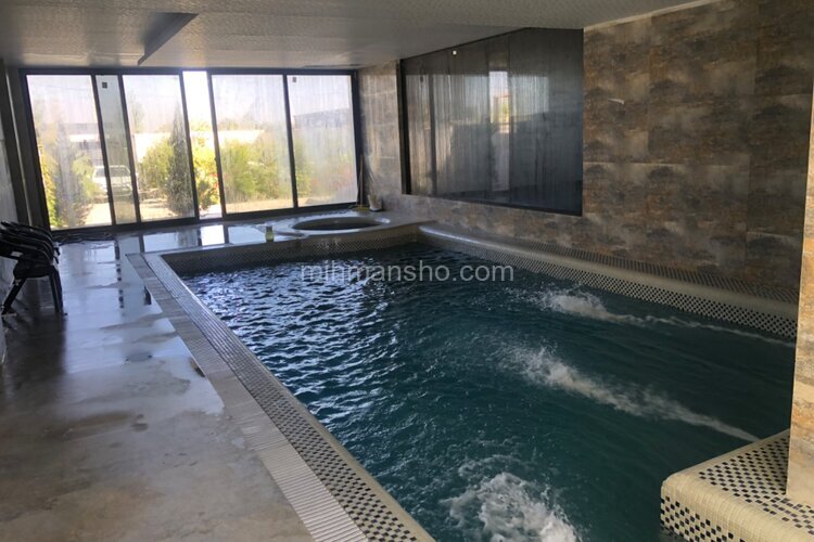 ویلا دوبلکس استخردار مبله سه خواب در چهارباغ