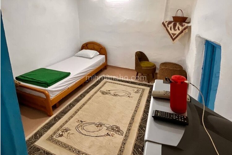 واحد خانه پدری در طبقه اول ویلای لاهیجان