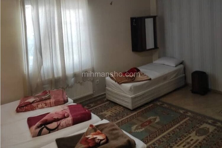 اتاق چهار تخت در هتل مشهد