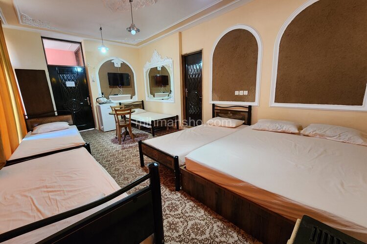 اتاق 2 عهد شیرین در اقامتگاه بومگردی اصفهان