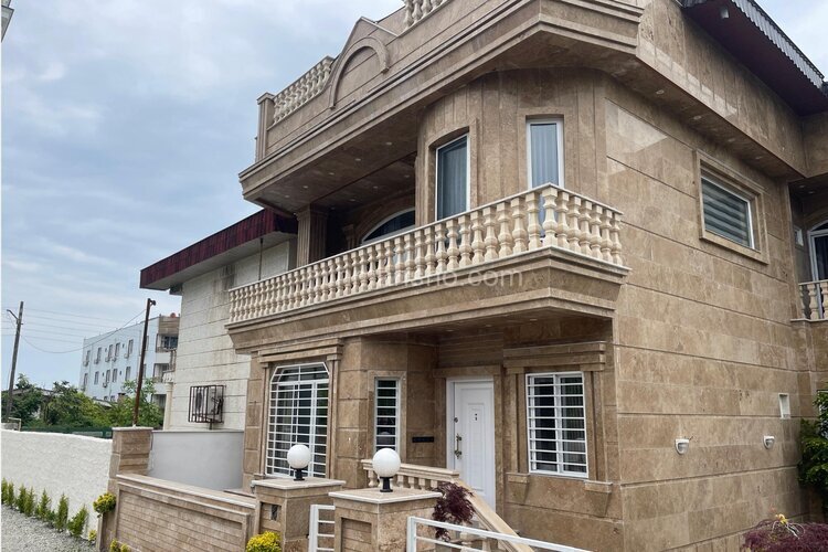 ویلا استخردار دوبلکس سه خواب در متل قو