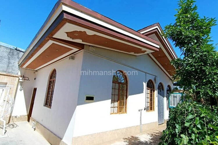 باغ ویلا تکخواب دربست با فوتبال دستی در فین  کاشان