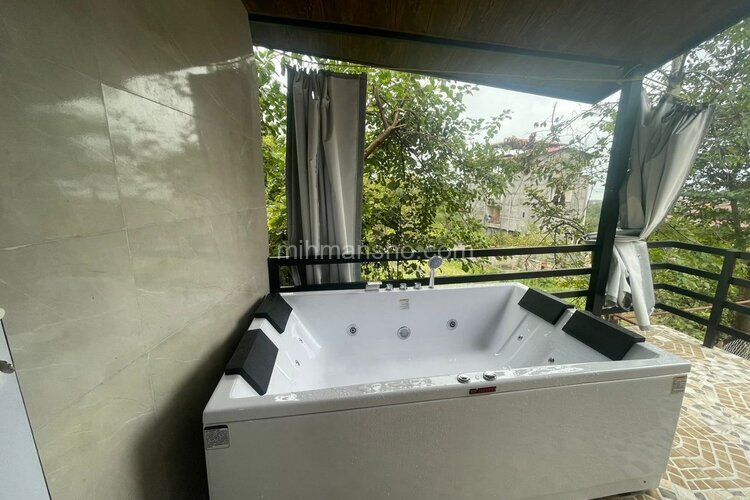 ویلا جکوزی دار دوخواب آوای جنگل در رامسر