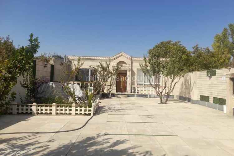 ویلا استخردار مبله سه خواب لوکس در چهارباغ