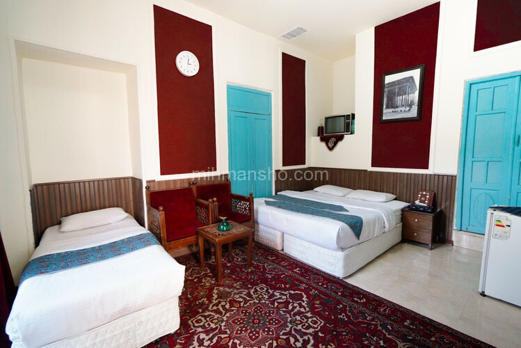 اتاق سه نفره ساغر در اقامتگاه بومگردی اصفهان